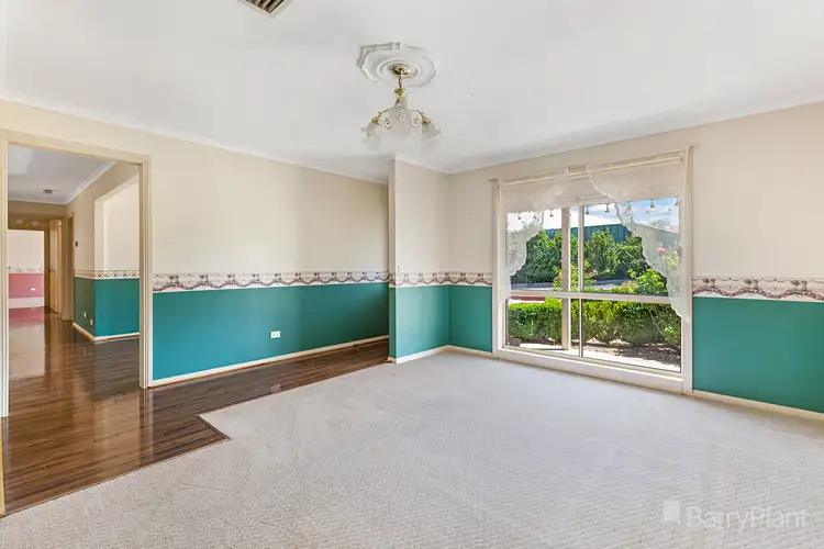 Fifth view of Homely house listing, 19 Conabere Court, Broadford VIC 3658