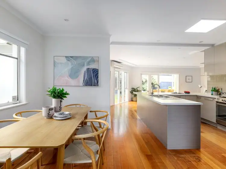 Fifth view of Homely house listing, 2 Derry Street, Bentleigh East VIC 3165