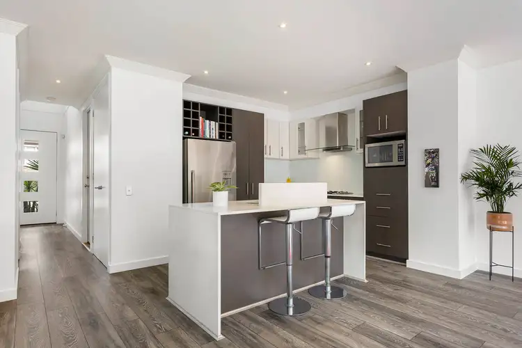 Fifth view of Homely house listing, 5 Bauer Court, Burwood VIC 3125