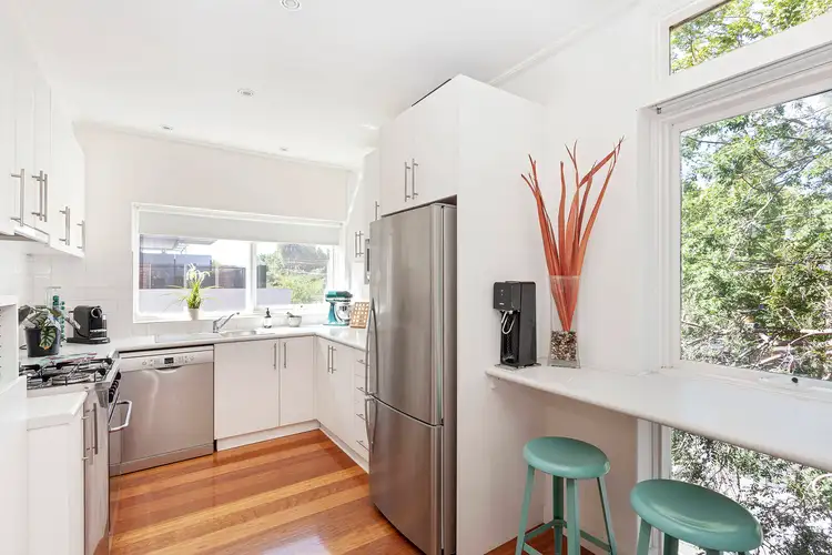Third view of Homely apartment listing, 8/27 Ormond Road, Elwood VIC 3184
