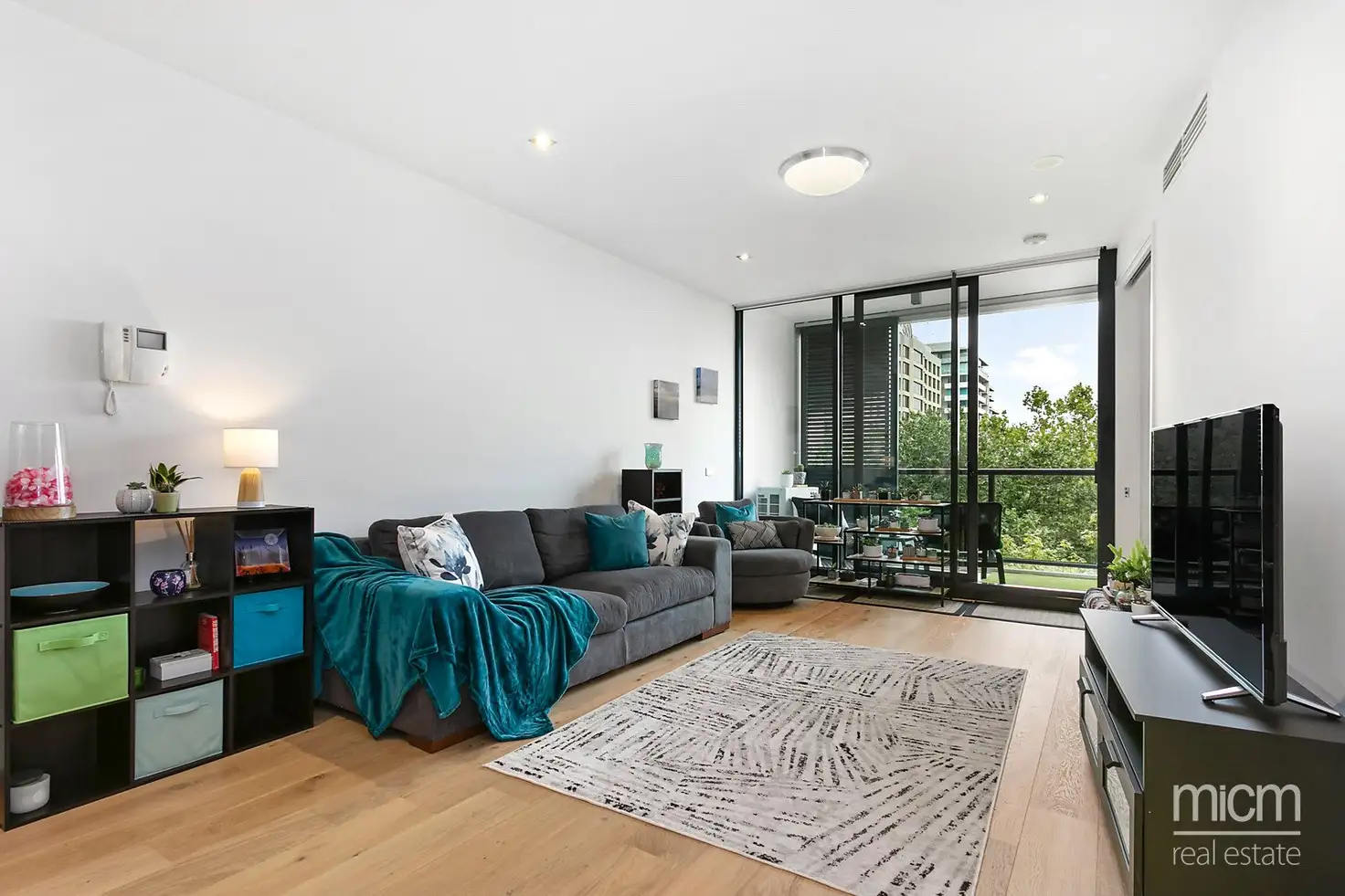 Main view of Homely apartment listing, 305/539 St Kilda Road, Melbourne VIC 3004