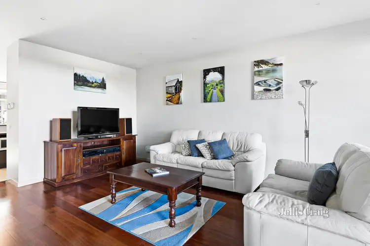Third view of Homely townhouse listing, 4/25 Pottage Circuit, Macleod VIC 3085