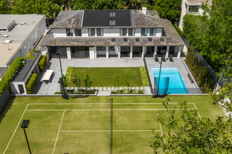 Second view of Homely house listing, 19 Linlithgow Road, Toorak VIC 3142