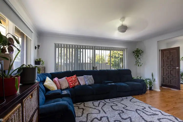Fifth view of Homely house listing, 1 Frances Court, Sale VIC 3850