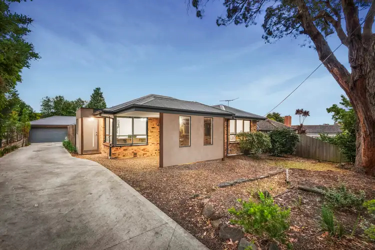 37 Sevenoaks Avenue, Croydon VIC 3136