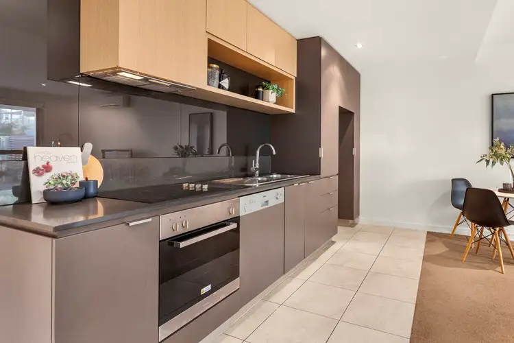 Fourth view of Homely unit listing, 2/12 Crefden Street, Maidstone VIC 3012