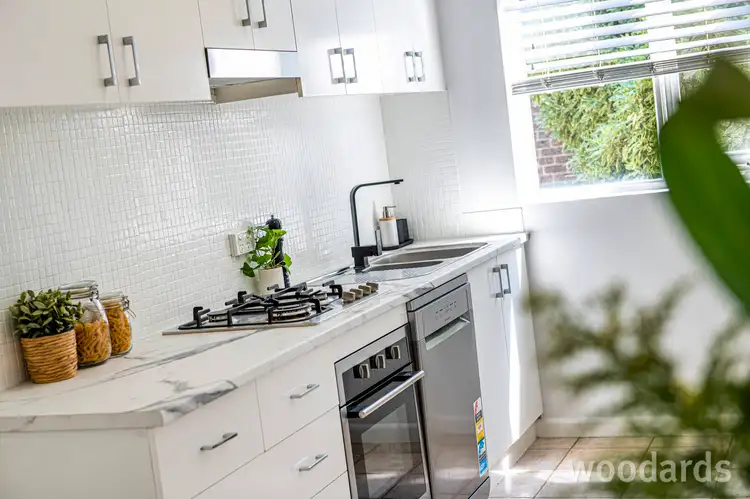 Third view of Homely apartment listing, 6/27 Elphin Grove, Hawthorn VIC 3122