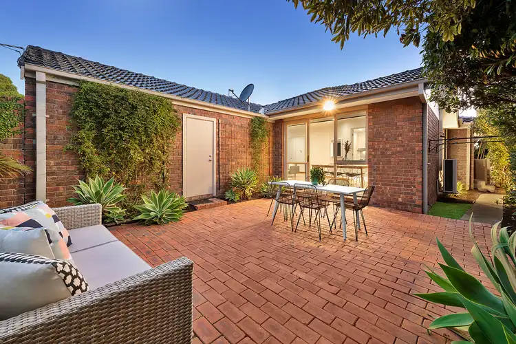 1/11 Pental Road, Caulfield North VIC 3161