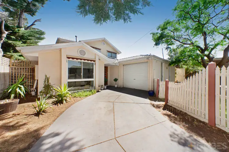 438 Como Parade West, Parkdale VIC 3195