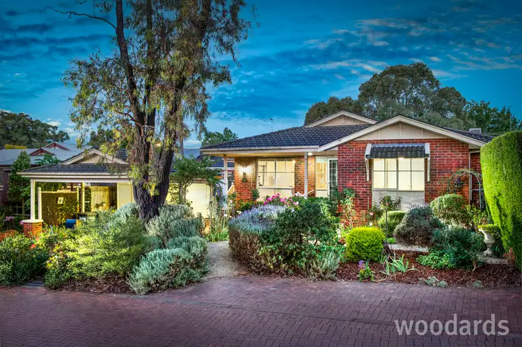 25 Mansfield Street, Blackburn South VIC 3130