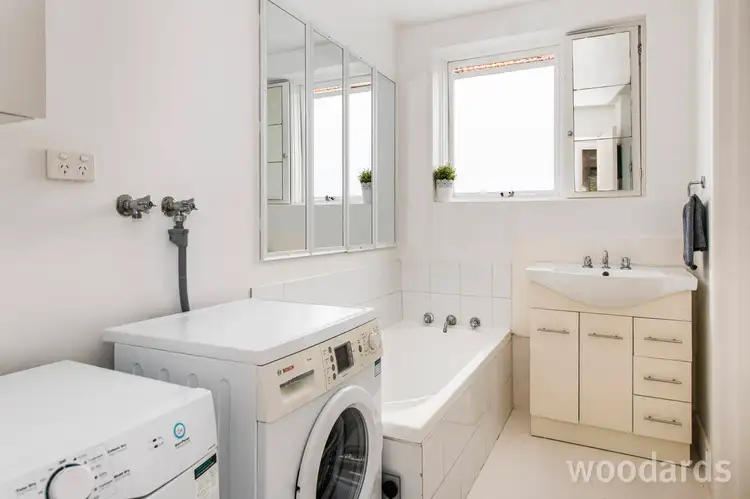 Sixth view of Homely apartment listing, 2/48 Weir Street, Balwyn VIC 3103