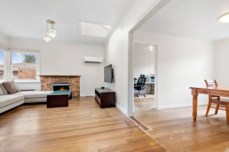 Third view of Homely house listing, 8 Malcolm Court, Mount Waverley VIC 3149