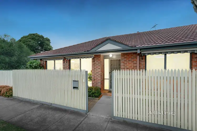 1/36 Toolambool Road, Carnegie VIC 3163