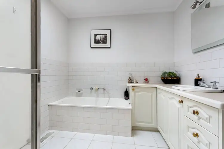 Sixth view of Homely house listing, 20 Nyrang Street, Chadstone VIC 3148