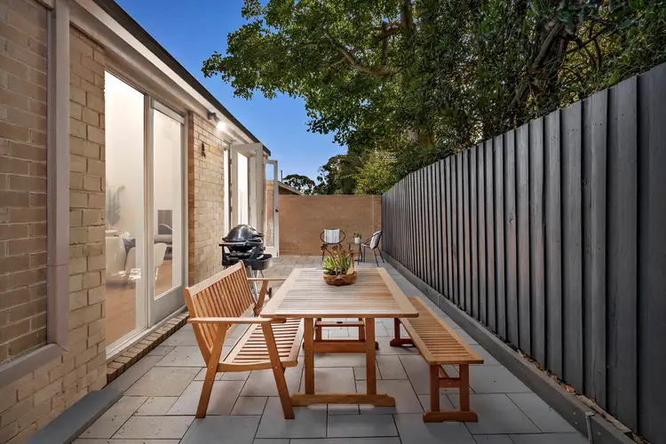 Main view of Homely unit listing, 3/61 Ashburn Grove, Ashburton VIC 3147