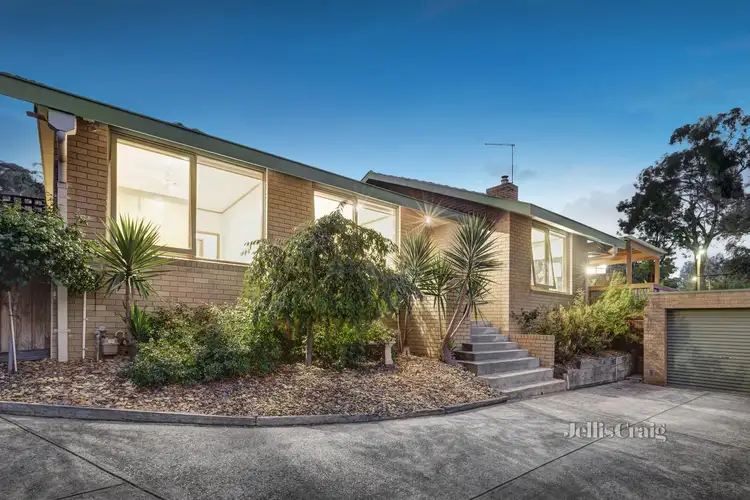 2/2 Robert Street, Montmorency VIC 3094