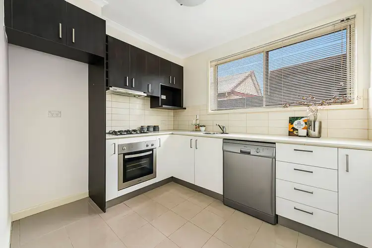 Fourth view of Homely apartment listing, 2/6 Olinda Grove, Oakleigh South VIC 3167