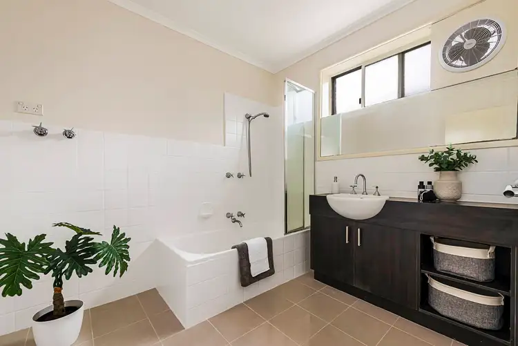 Sixth view of Homely apartment listing, 2/6 Olinda Grove, Oakleigh South VIC 3167