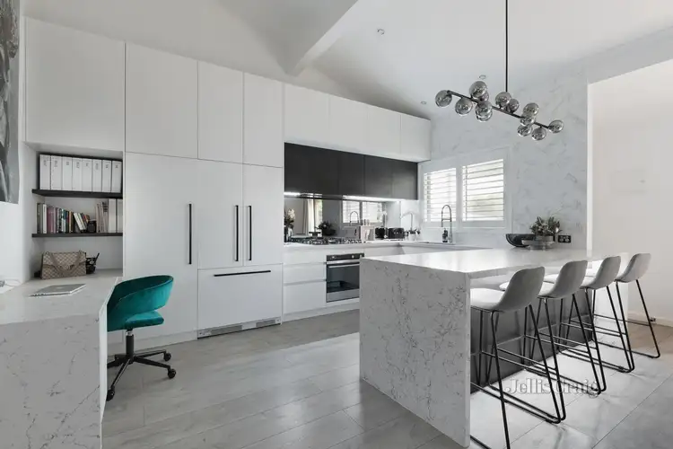 Main view of Homely unit listing, 5/301 Warrigal Road, Cheltenham VIC 3192
