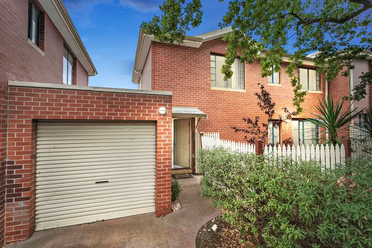 3/2D Ireland Street, Burwood VIC 3125