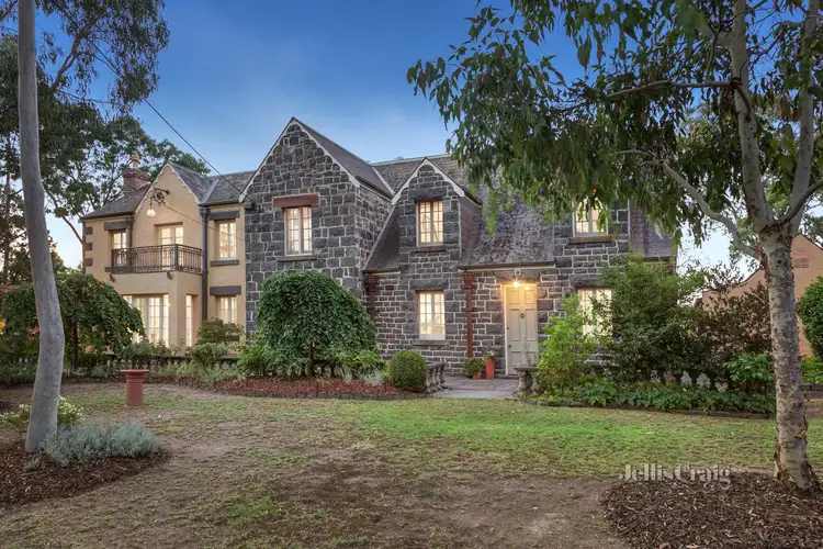 5 Homestead Road, Eltham VIC 3095