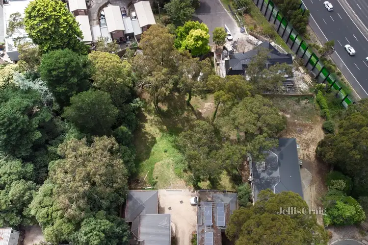 Fifth view of Homely house listing, 2/3 Hearthside Court, Ringwood VIC 3134