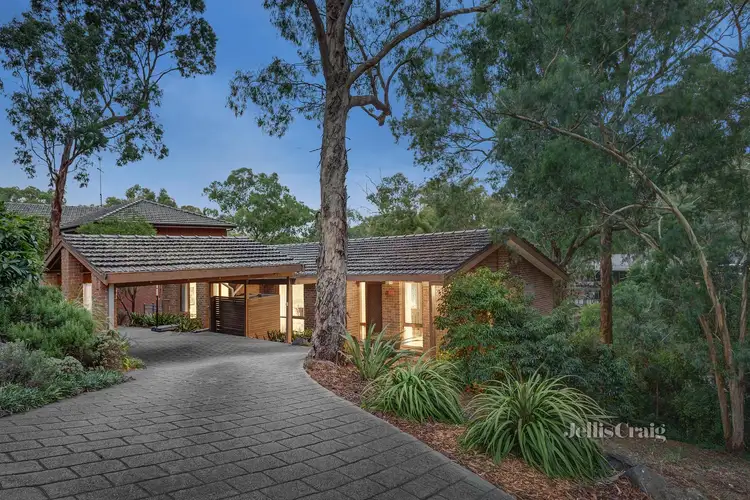 39 Somerleigh Crescent, Greensborough VIC 3088