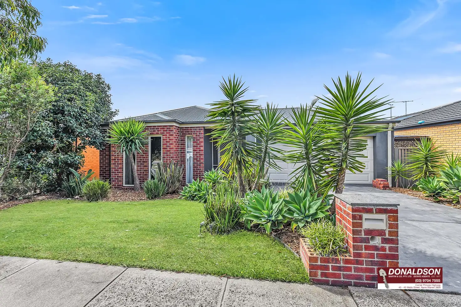 Main view of Homely house listing, 21 Avalon Crescent, Cranbourne East VIC 3977