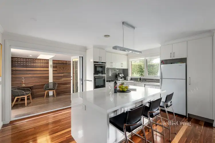 Fourth view of Homely villa listing, 1/15 Hemingford Road, Bentleigh East VIC 3165