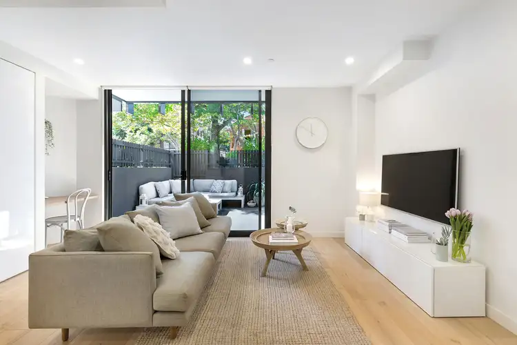 Third view of Homely apartment listing, 4/15 Cromwell Road, South Yarra VIC 3141