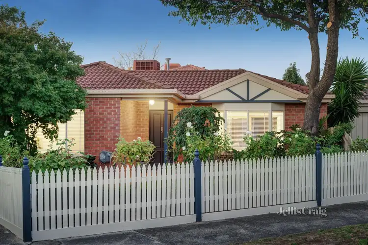 2/10 Houston Court, Box Hill South VIC 3128
