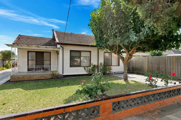 2 Hadkinson Street, Clayton South VIC 3169