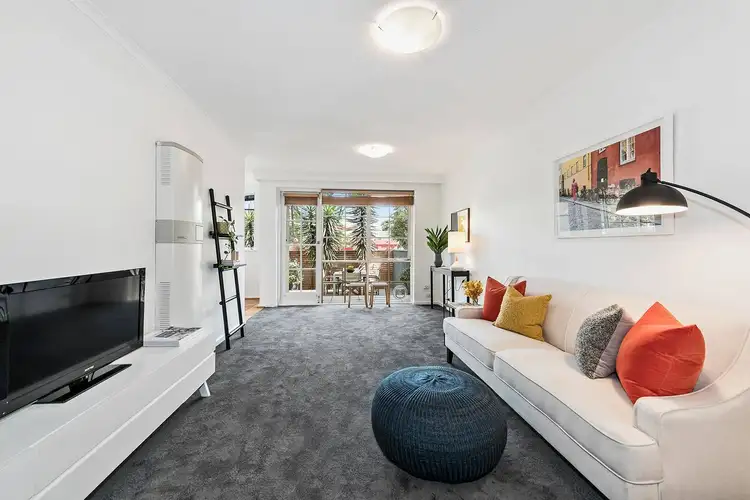 2/4 Tooronga Road, Malvern East VIC 3145