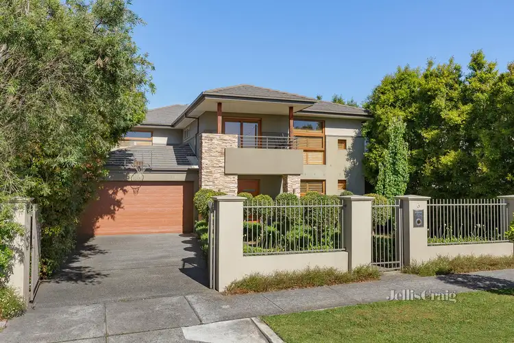 5 Shawlands Avenue, Blackburn South VIC 3130