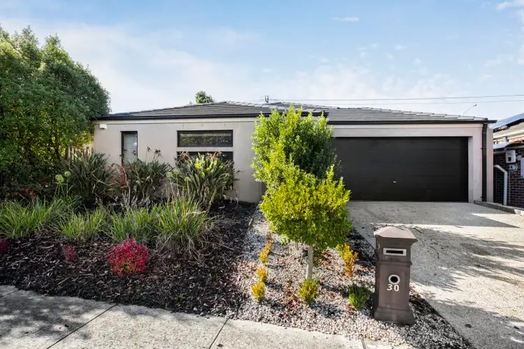 30 Wild Cherry Avenue, Pakenham VIC 3810