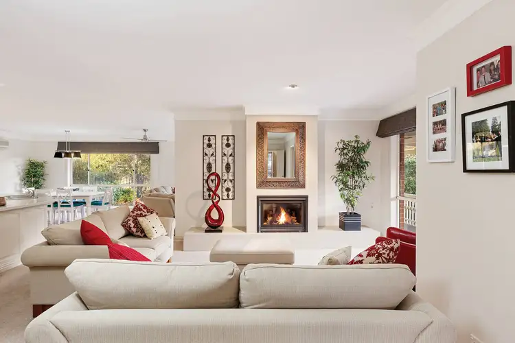 Second view of Homely house listing, 3 Park View Court, Ballarat North VIC 3350