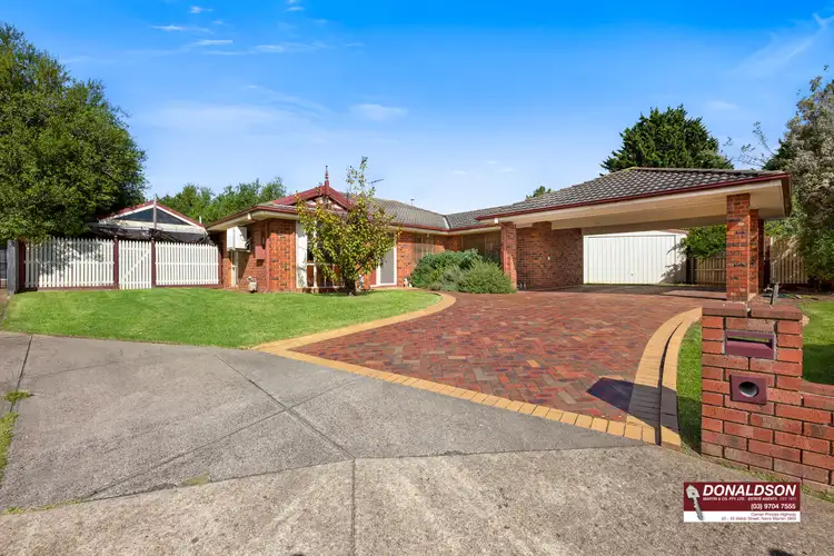 10 Plough Rise, Narre Warren South VIC 3805