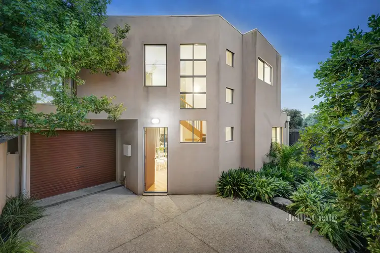 13A Orlando Street, Hampton VIC 3188