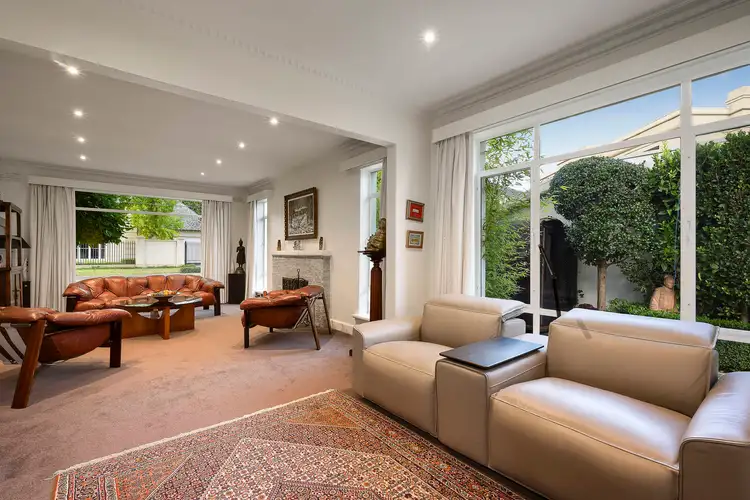Fifth view of Homely house listing, 6 Bellaire Court, Toorak VIC 3142