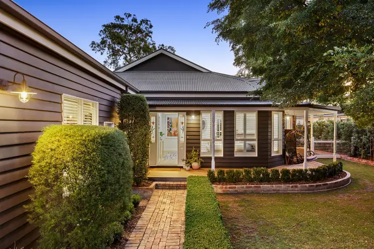 28 Wynnstay Road, Mount Eliza VIC 3930