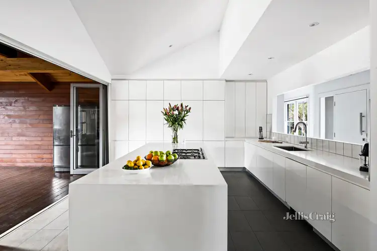 Third view of Homely house listing, 5 Stone Court, Viewbank VIC 3084