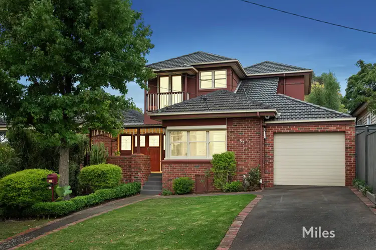 52 Brassey Avenue, Rosanna VIC 3084