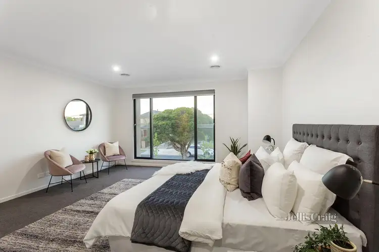 Fifth view of Homely townhouse listing, 10b Hinkler Avenue, Bentleigh East VIC 3165