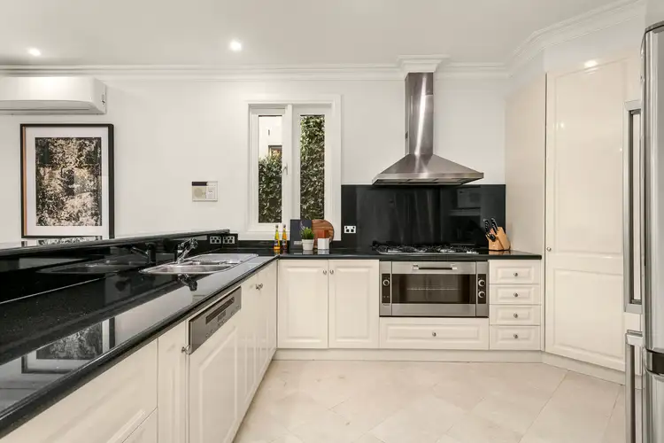 Fourth view of Homely house listing, 6 Ellerslie Place, Toorak VIC 3142