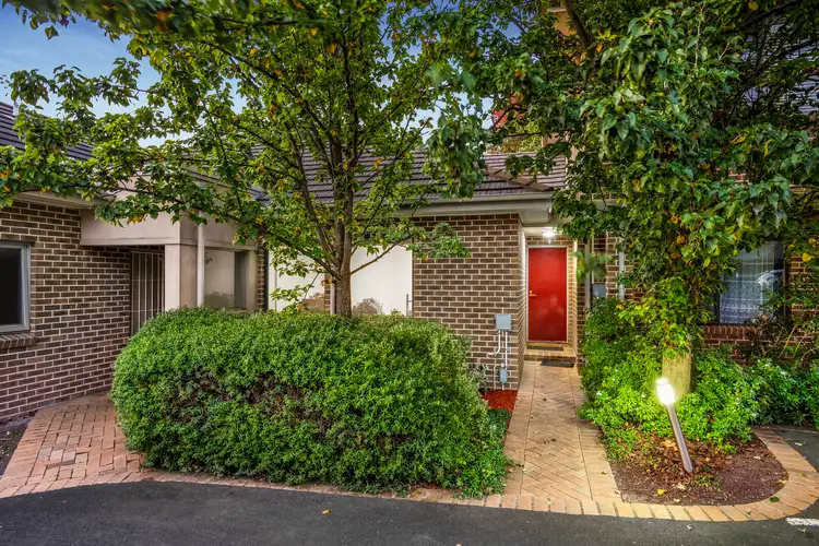 2/24 Rose Street, Box Hill VIC 3128