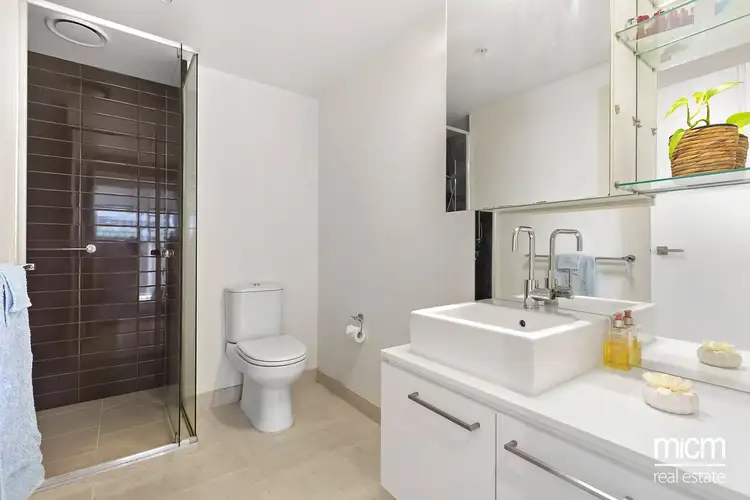 Fifth view of Homely apartment listing, 911/568 St Kilda Road, Melbourne VIC 3004