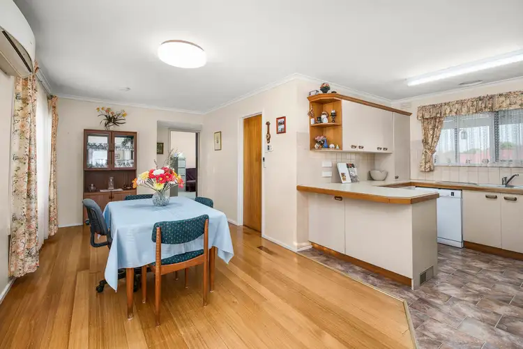 Fifth view of Homely house listing, 7 Farmers Way, Narre Warren VIC 3805