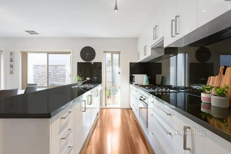 Fourth view of Homely unit listing, 1/335 Canterbury Road, Forest Hill VIC 3131