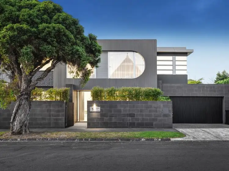 1 Wolseley Grove, Brighton VIC 3186