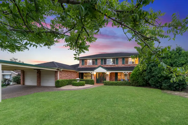 18 Dominish Crescent, Camden South NSW 2570